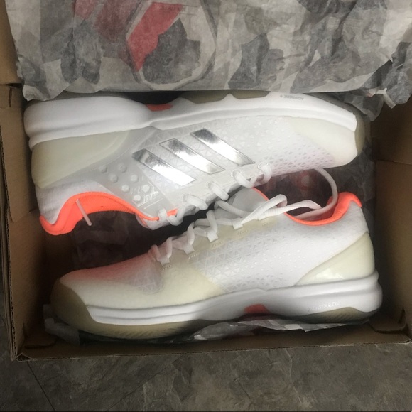 womens adizero tennis shoes